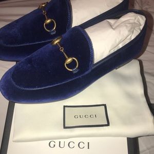 ✖️SOLD✖️ Gucci Jordaan Velvet Loafers